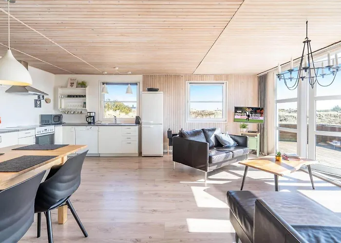 497-hvide-sande-engsvingelvej-8 度假居 *